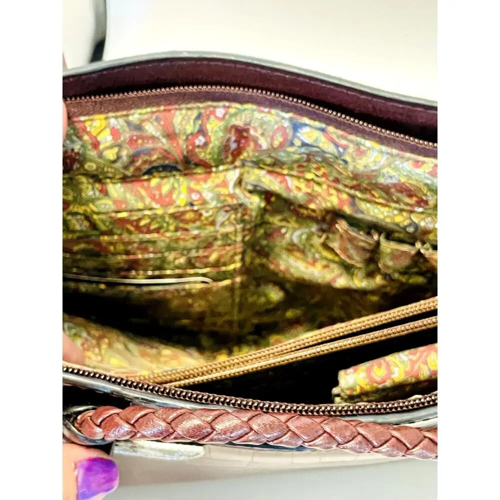 Bueno faux leather